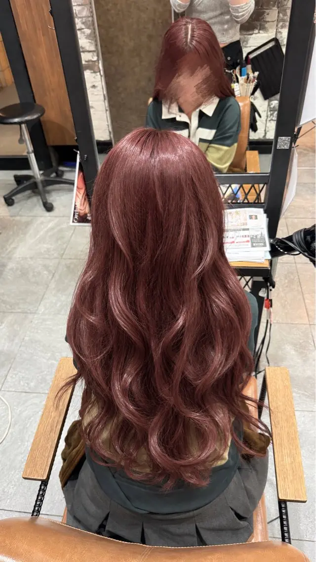 ロング カラー ブラウンカラー ピンクカラー ピンクブラウン ヘアカラー トリートメント SHIAN ひかる/艶カラー💖のヘアスタイル