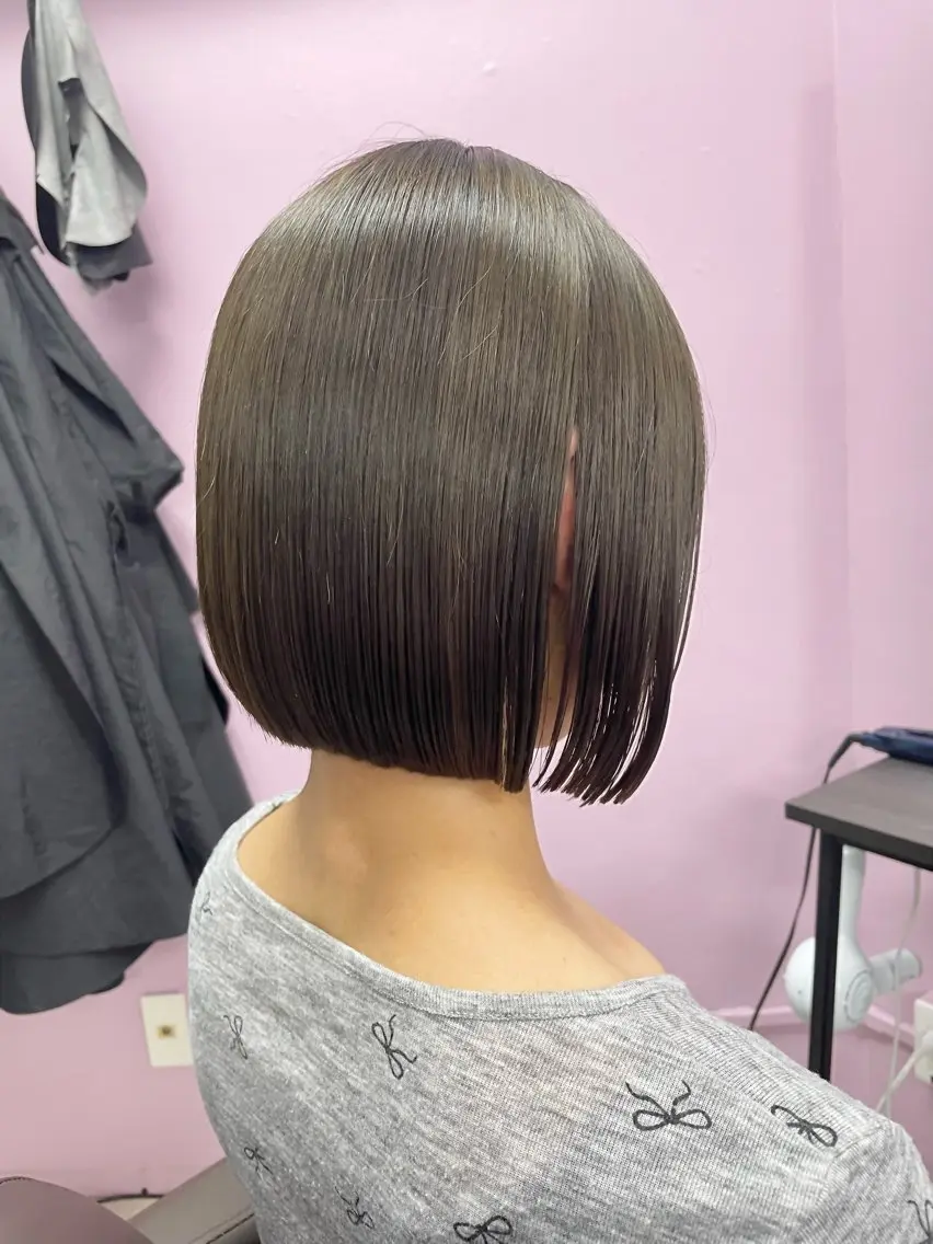 【✨5月限定✨】カット×艶カラー×内部補修前処理剤/ボブ/ミディアム/ロングの写真