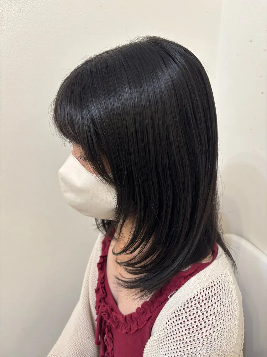 ミディアム 顔周りカット 縮毛矯正 縮毛矯正 髙木 藍紗のヘアスタイル