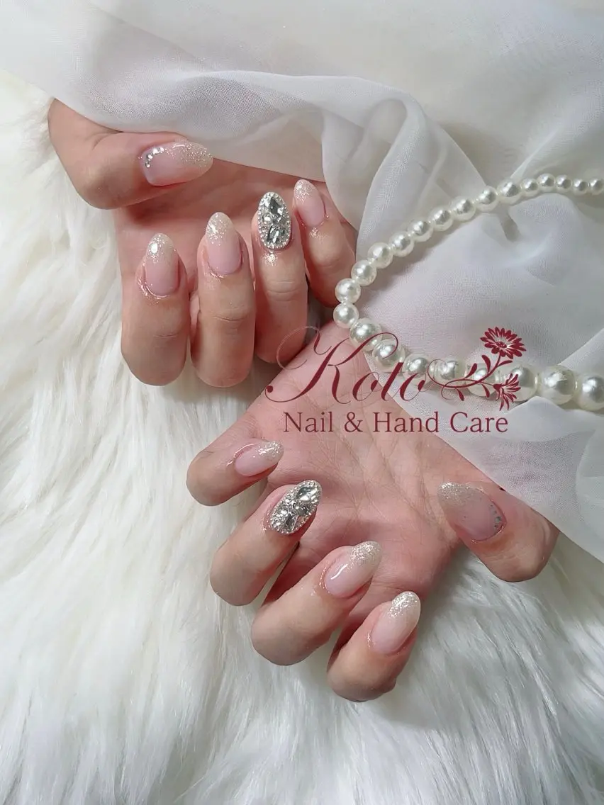ネイル 長さ出し ジェルネイル 持ち込み ニュアンスネイル 赤色 ハンドネイル Nail Salon KOTOのネイルデザイン