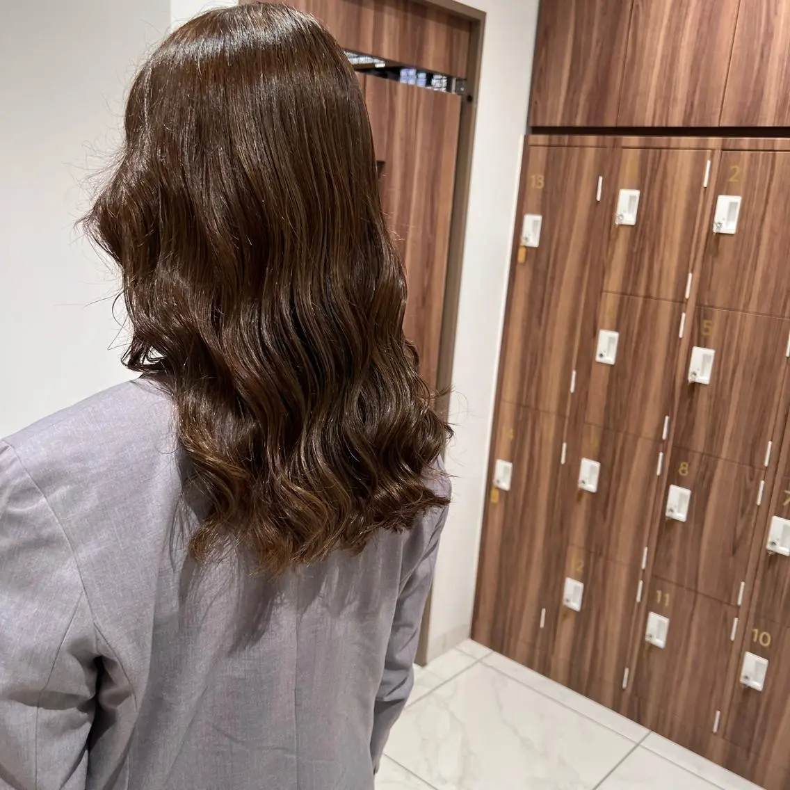 ロング カラー ヘアアレンジ 小白井 由美のヘアスタイル