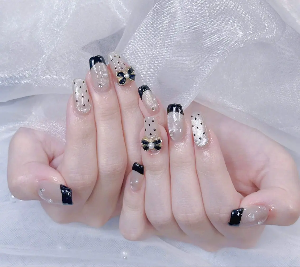ネイル Iconic Nailのネイルデザイン