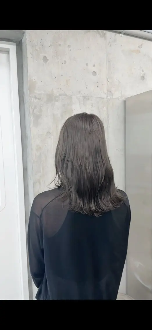 ミディアム カラー 透明感カラー グレージュ カット ヘアカラー トリートメント 高橋大樹/グレー ジュ/ブリーチなしのヘアスタイル