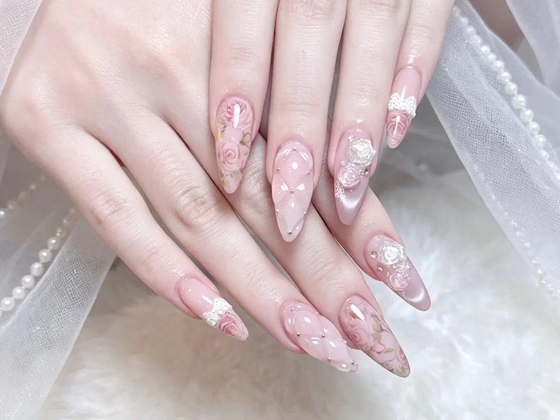 ネイル Bél Nail salonのネイルデザイン