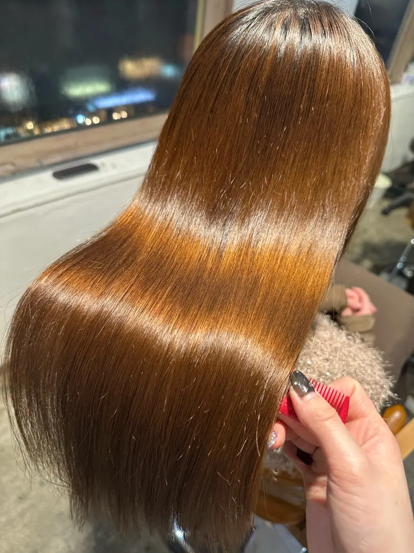 ロング 金 春江のヘアスタイル