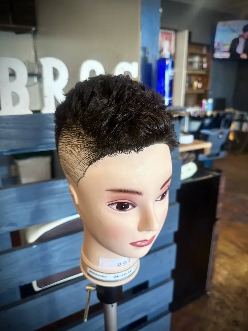 パーマ メンズ メンズパーマ SHINDOU RYUYAのヘアスタイル