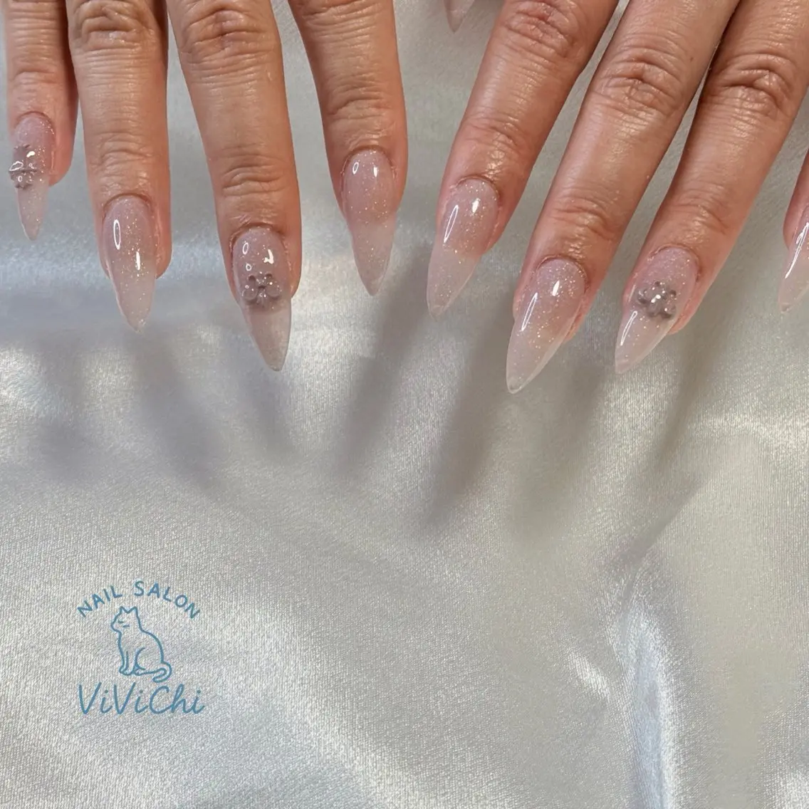 ネイル ハンドネイル ViViChi 梨帆のネイルデザイン