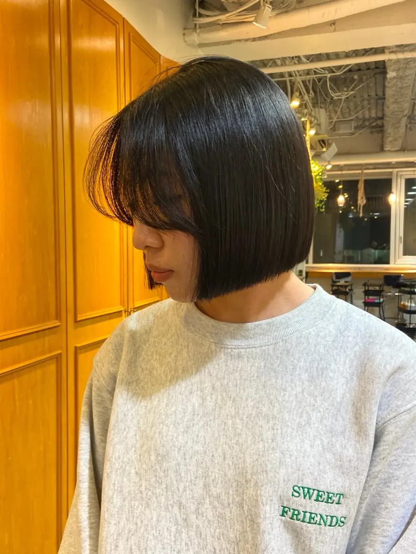 ミディアム カット トリートメント レディースカット🎀 NANAHAのヘアスタイル