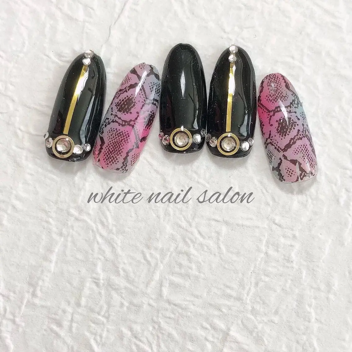 ネイル ジェルネイル ハードジェル 持ち込み ソフトジェル white nail salonのネイルデザイン