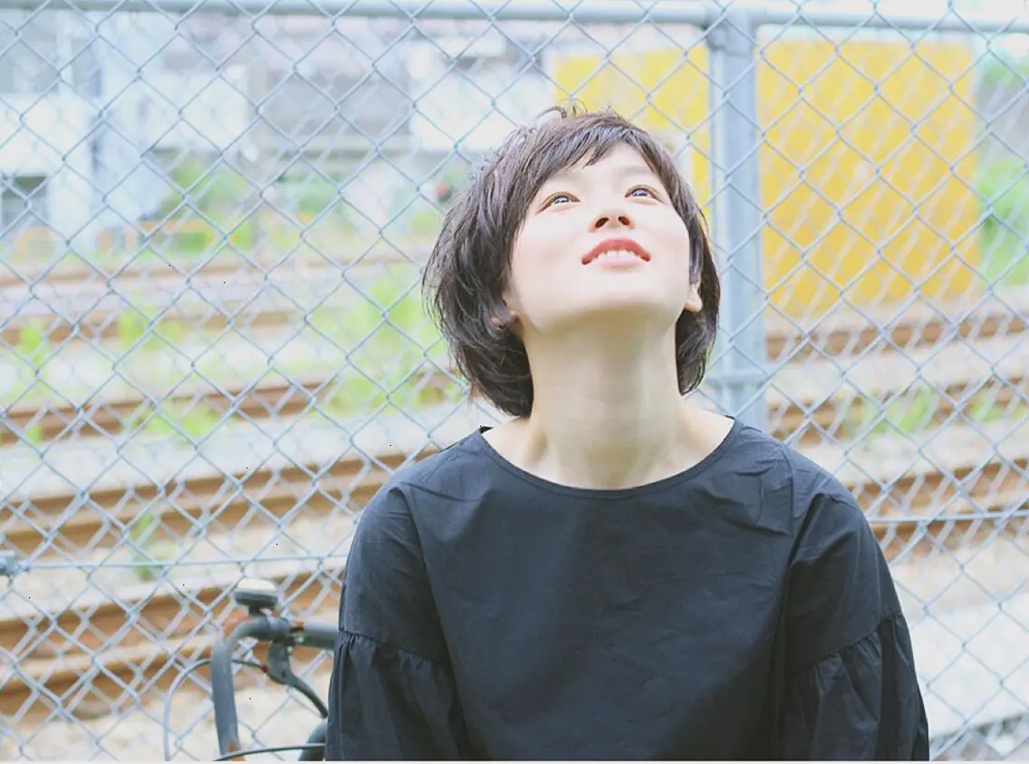 ショート 金子 富士のヘアスタイル