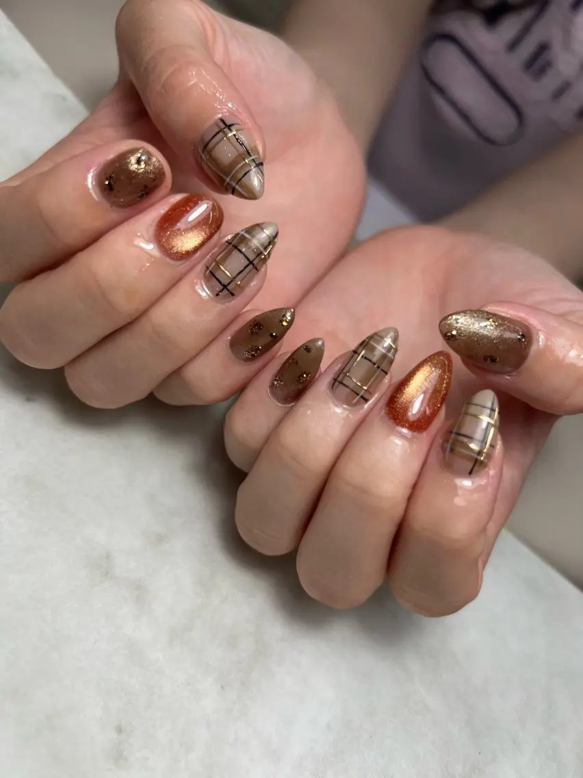 ネイル アートネイル nailsalon KiKi -キキ-のネイルデザイン