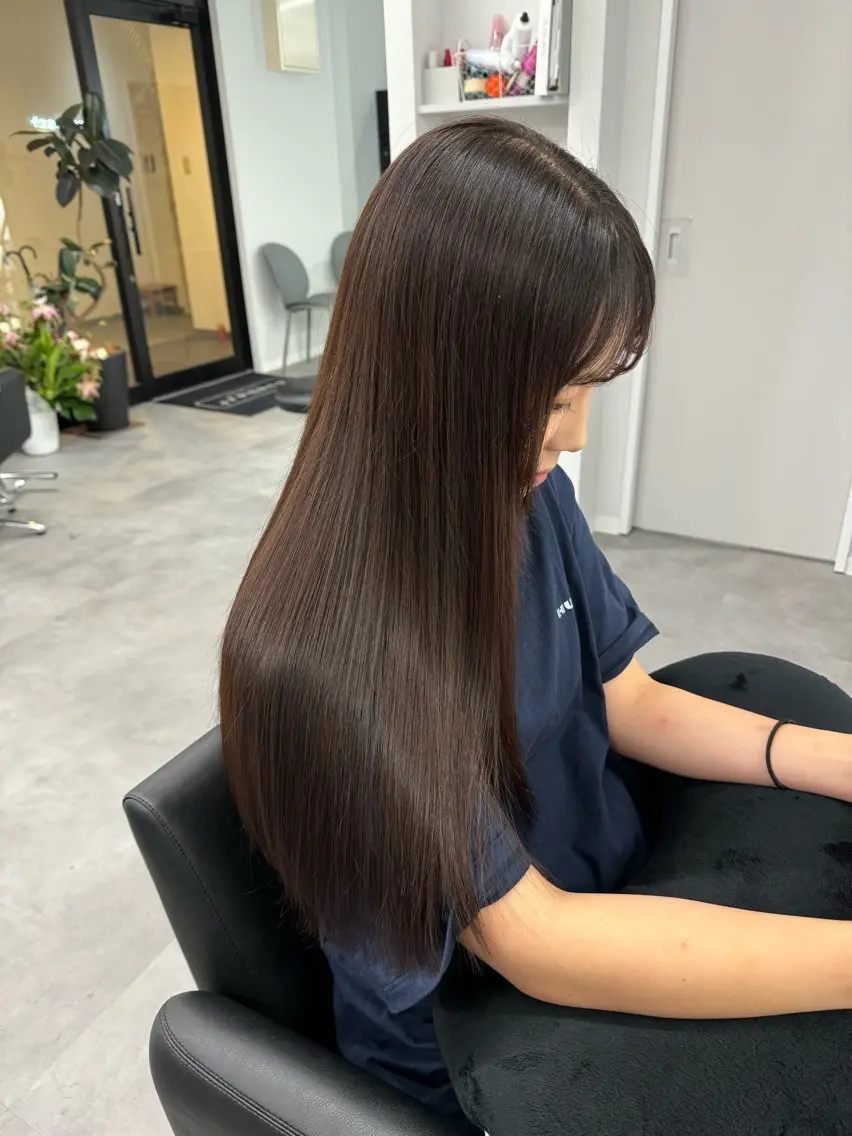 カラー ヘアカラー 中島 涼葉のヘアスタイル