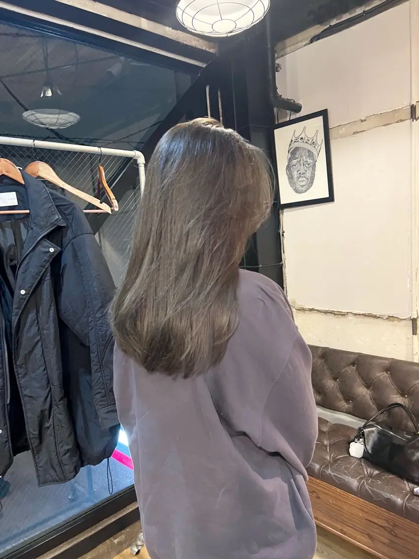 セミロング カラー オリーブグレー 【完全マンツー 恵比寿】佐藤 翔のヘアスタイル