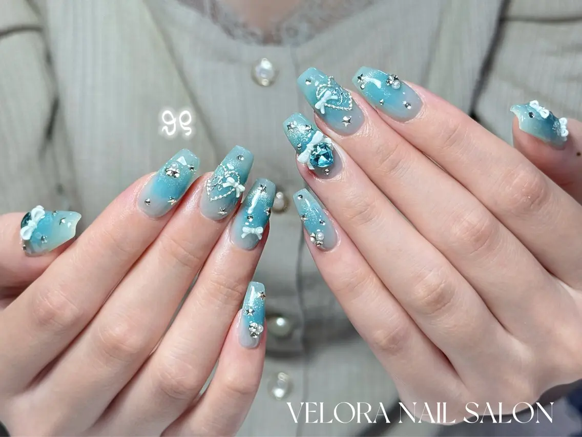 ネイル チークネイル ハンドネイル RINA NAILのネイルデザイン