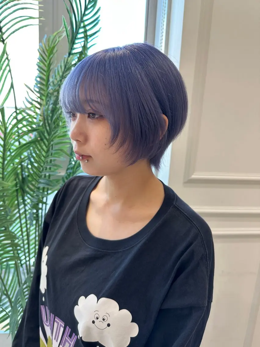 ショート カラー グレージュ ラベンダーカラー ラベンダーグレージュ ラベンダーグレー ショートヘア カット ヘアカラー トリートメント レイヤー/ウルフ/ ハイトーンchimiのヘアスタイル