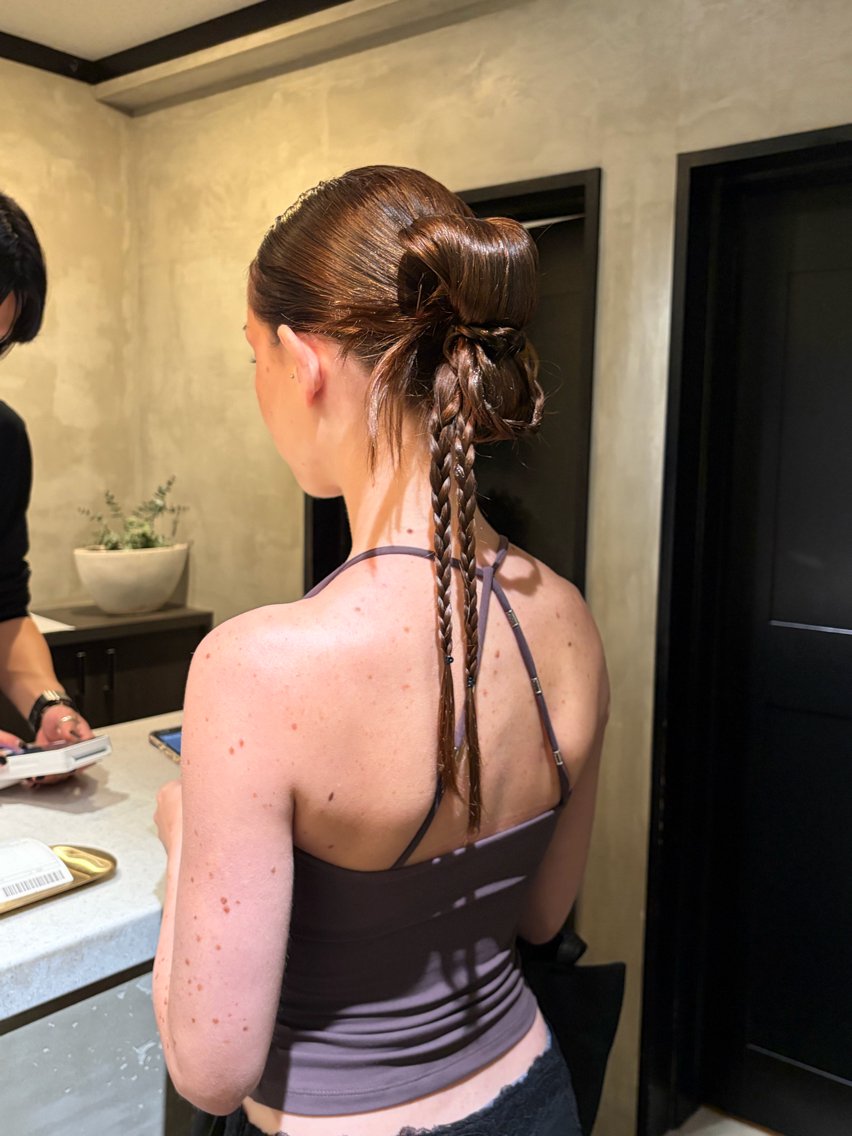 ロング カラー ヘアアレンジ ヘアカラー トリートメント タナカ カナ🫧のヘアスタイル