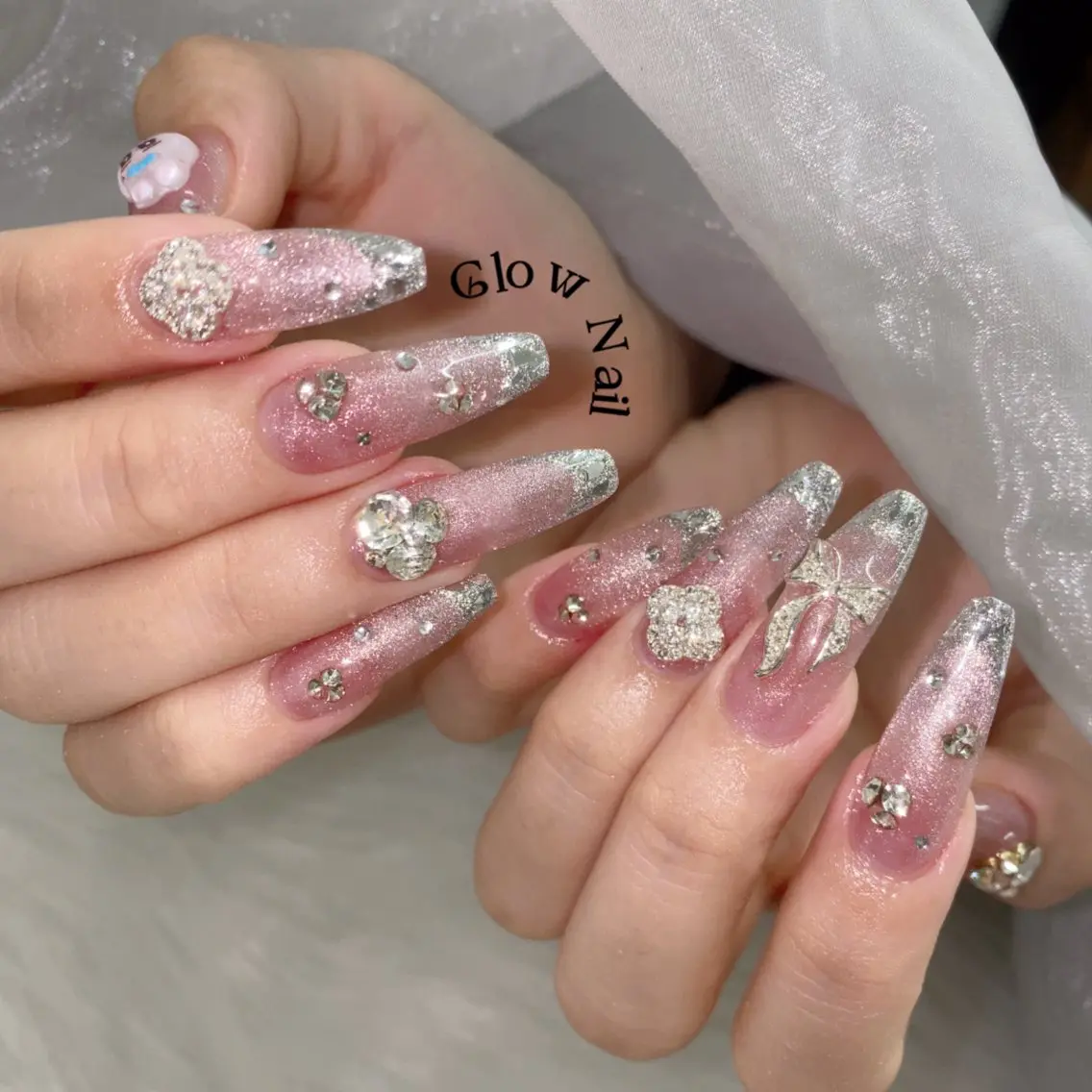 ネイル Glow Nail スカルプ専門店のネイルデザイン
