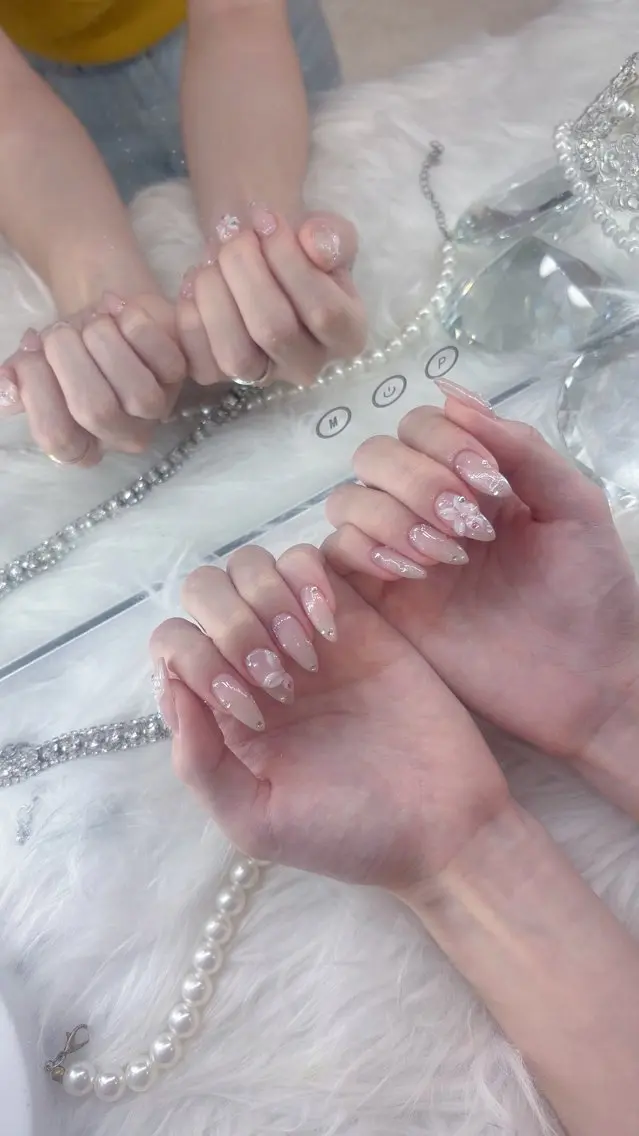 ネイル ハンドネイル Ammy  AISHA💞のネイルデザイン
