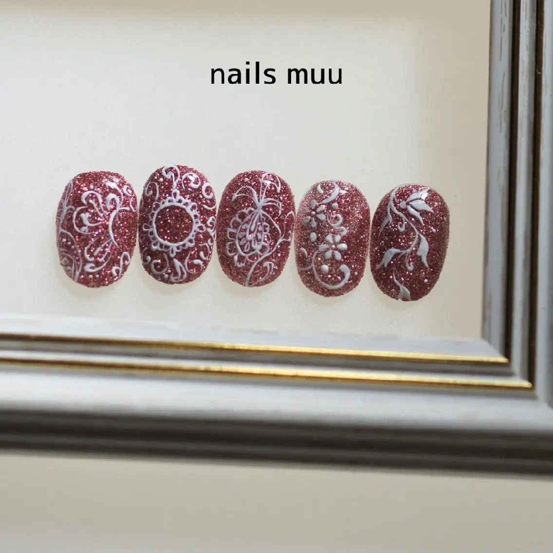 ネイル ボルドー ラメ(グリッター) ワンカラーネイル シンプルネイル nails muu まゆのネイルデザイン