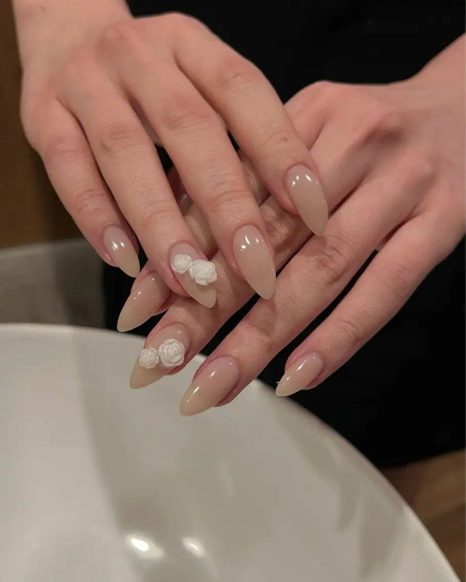 ネイル 韓国ネイル マグネットネイル 持ち込み ハンドネイル Mimi Nail_Royalのネイルデザイン