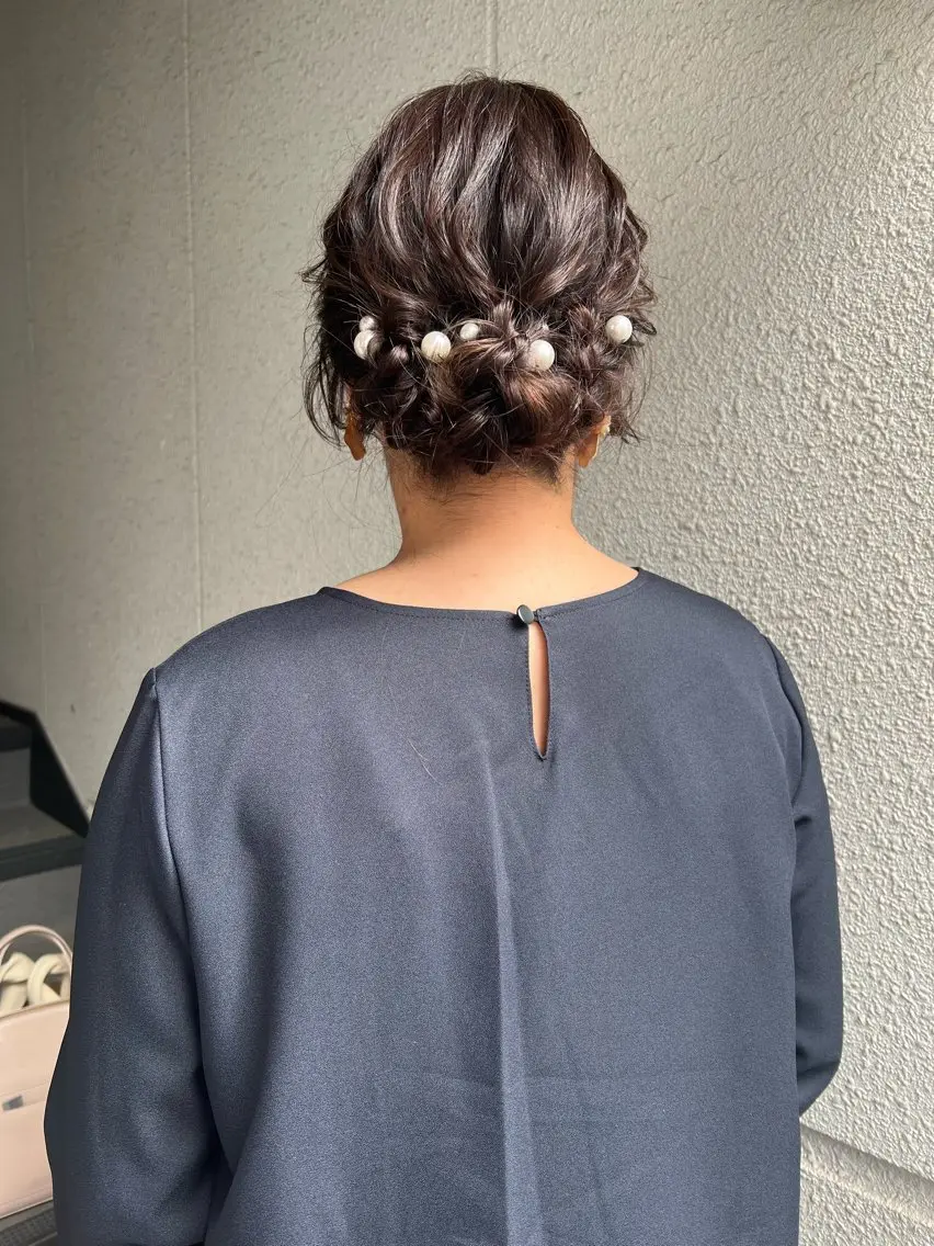セミロング ヘアアレンジ 結婚式・ブライダル カラーパティシエ facce🌼ikoのヘアスタイル