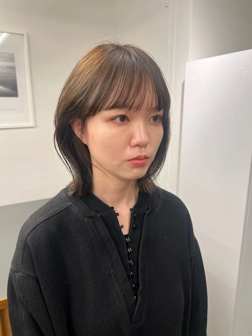 ミディアム 佐久間 萌のヘアスタイル