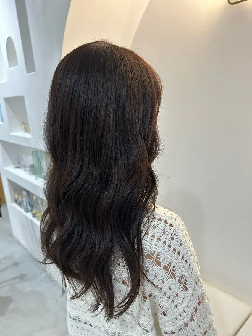 カラー 透明感カラー グレージュ 廣瀧 夢乃のヘアスタイル