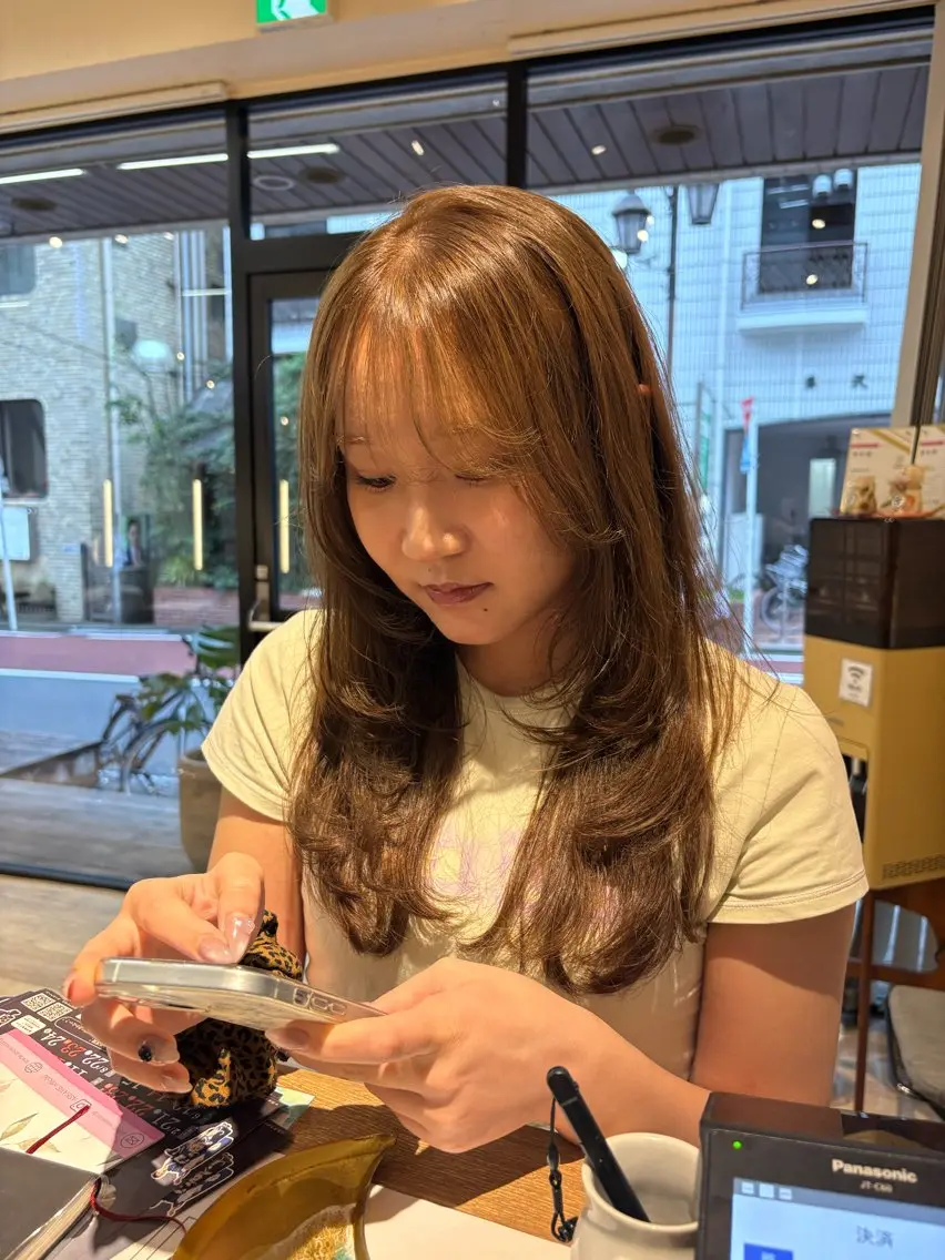 ロング ヘアカラー 透明感カラー 🧚♂️さえのヘアスタイル