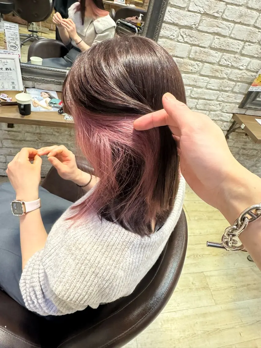 セミロング 顔周りカット ヘアカラー 古川 流久のヘアスタイル