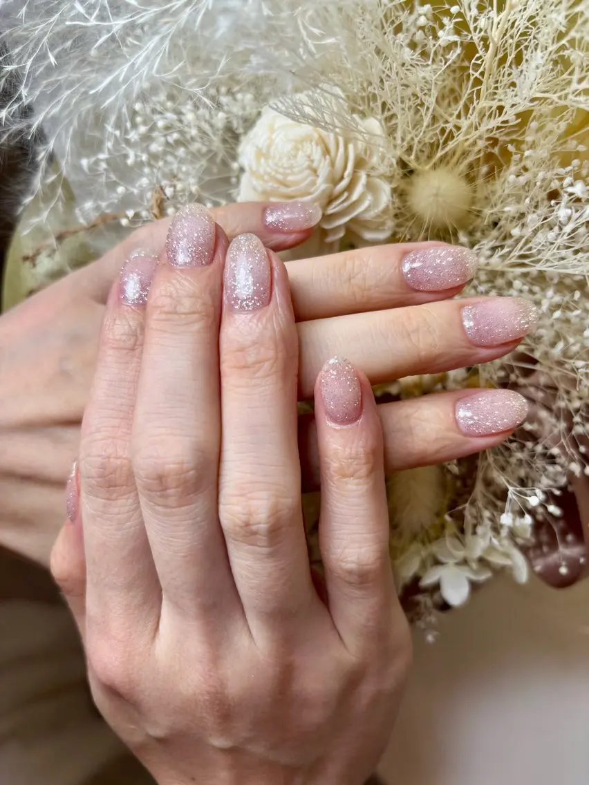 ネイル フラッシュネイル ピンク シンプルネイル Sympa🐰 AMiのネイルデザイン