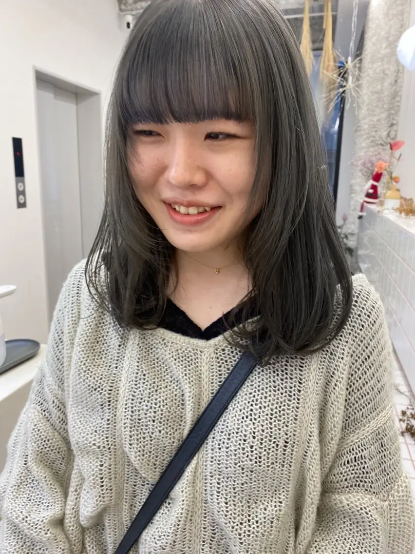 セミロング カラー ブリーチ カット ヘアカラー トリートメント NIKO/名古屋/ 髪質改善/艶髪のヘアスタイル