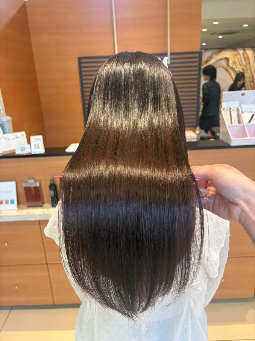 ロング カット ヘアカラー トリートメント JUNA💜 /縮毛 矯正/艶髪/髪質改善のヘアスタイル