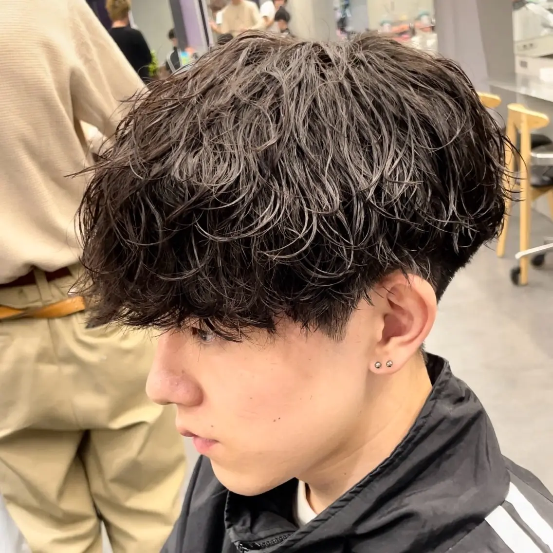 当店スタイリストカット✂️➕シャドウパーマ🥷➕Aujua 3stepトリートメント✨の写真