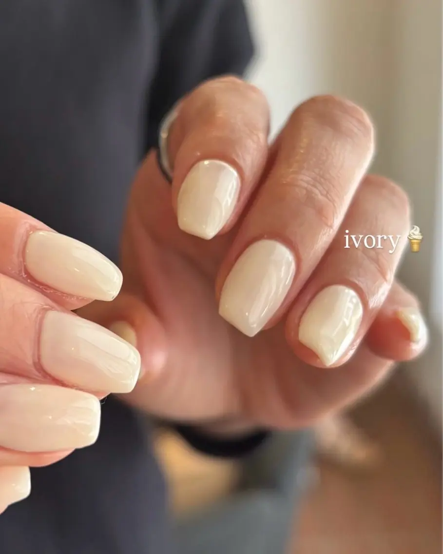 ネイル ホワイト フットネイル Ballie/ Mizukiのネイルデザイン