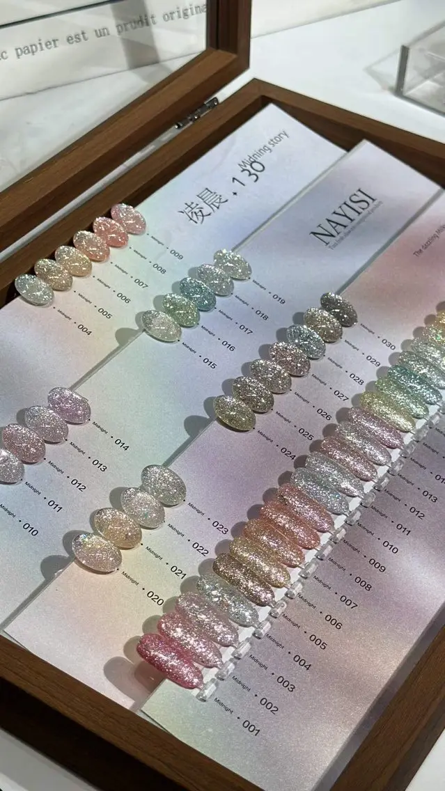 ネイル ✨Nailsalon Vi+✨のネイルデザイン