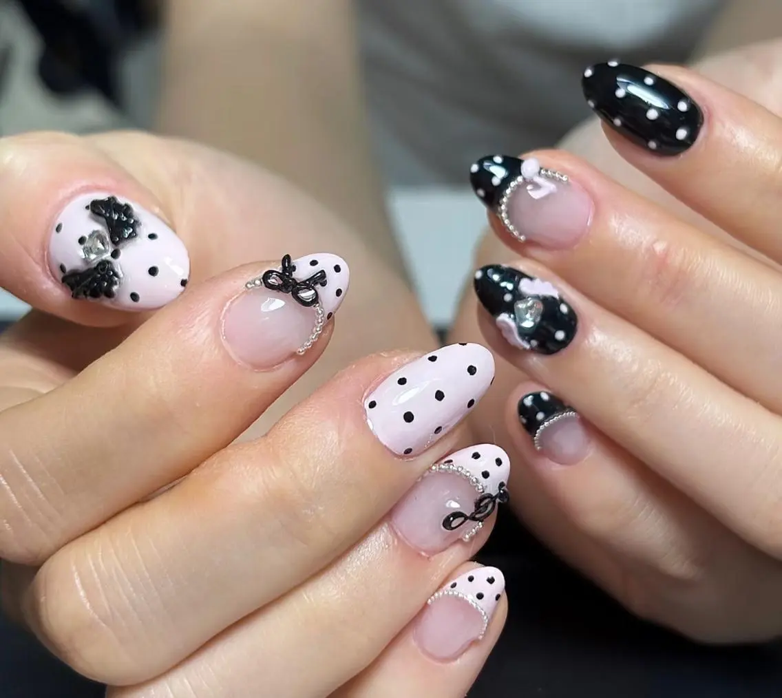 ネイル ハンドネイル 🎀 NaNa_nailのネイルデザイン