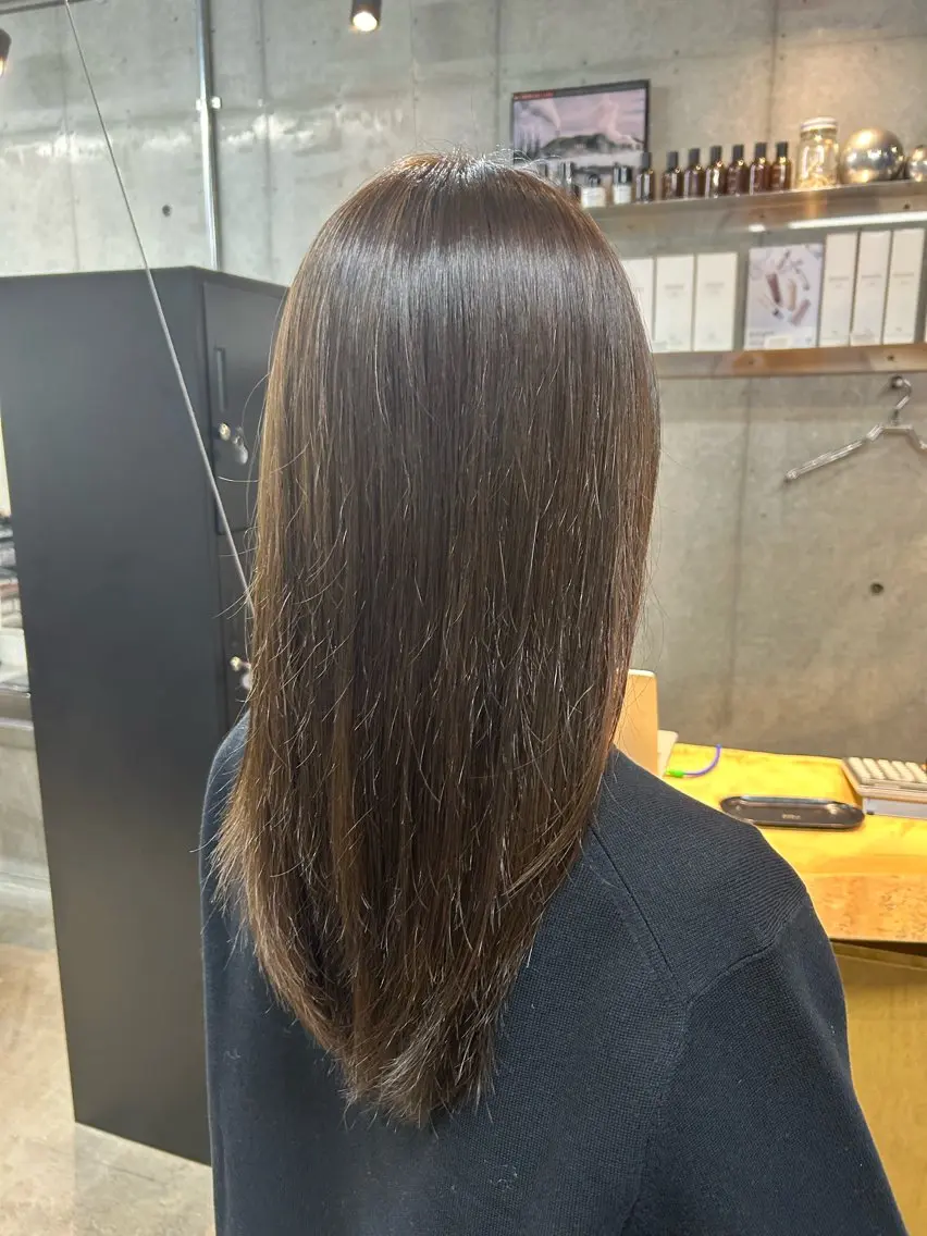 セミロング ヘアカラー アシスタント miyuのヘアスタイル