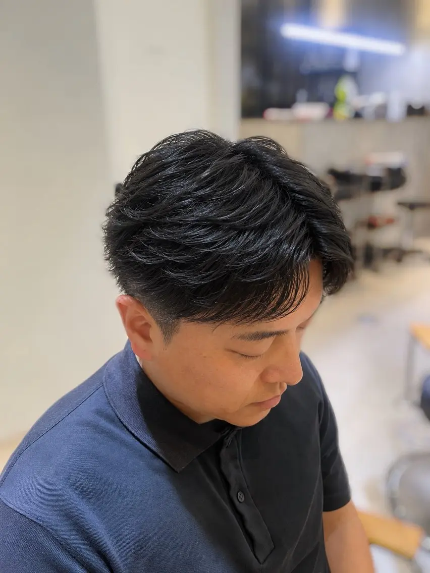 メンズ パーマ ハシモト ミオのヘアスタイル