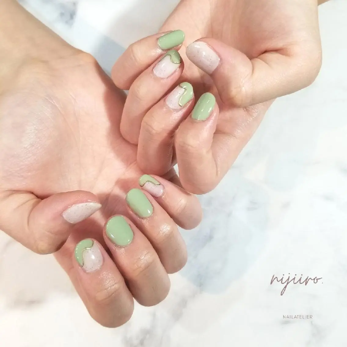 ネイル ピスタチオネイル ハンドネイル nijiiro🌈 サトウのネイルデザイン