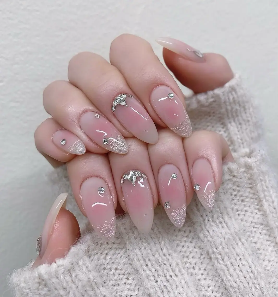 ネイル NailSalon✨ Écrinエクランのネイルデザイン