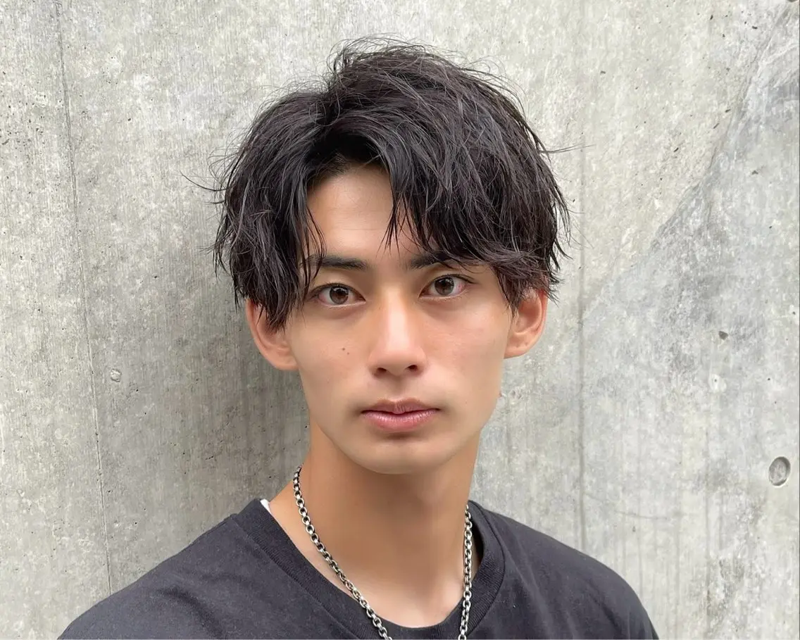 メンズ メンズブリーチ メンズパーマ 中嶋千挙人 メンズ特化のヘアスタイル