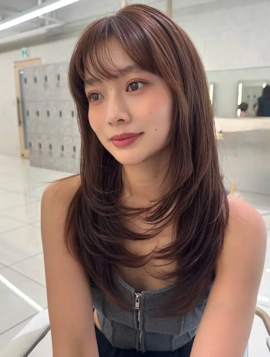 ミディアム カラー ベージュカラー 透明感カラー くびれヘア くびれレイヤー レイヤーカット レイヤー×韓国 🇰🇷鈴木啓太のヘアスタイル