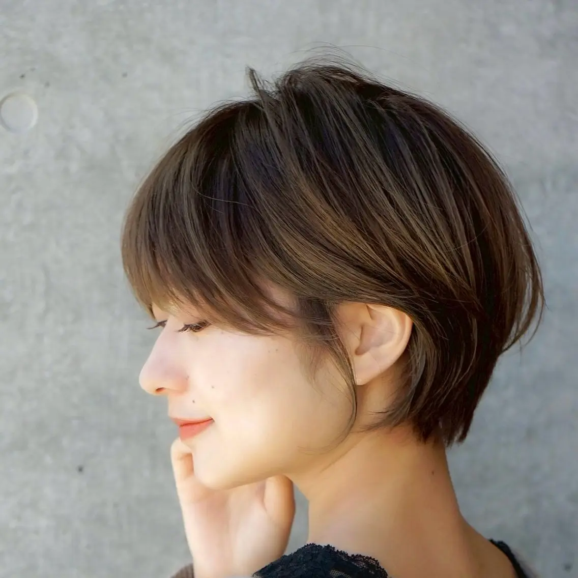 ショート ショートヘア 顔周りだけで垢抜ける /レイヤー/小池　祐のヘアスタイル