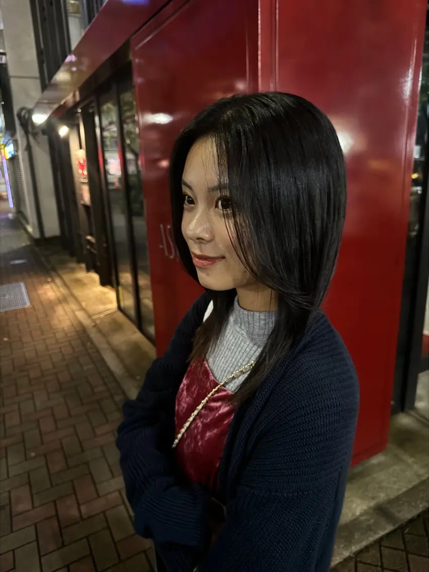 ミディアム トリートメント 🫧透明感カラー🫧 ロン毛美容師のヘアスタイル