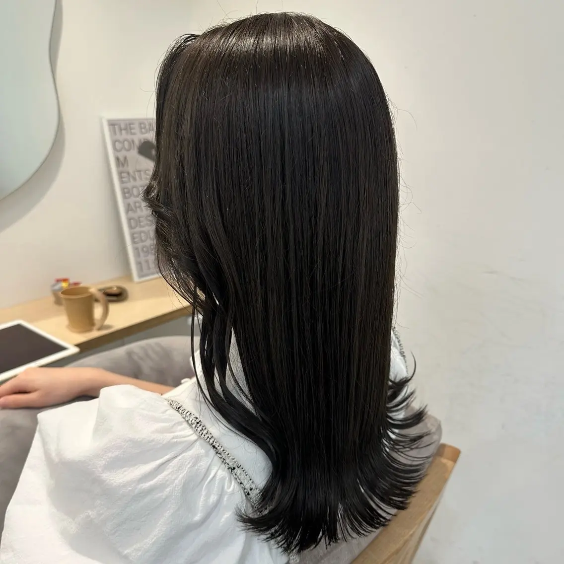 カラー 透明感カラー グレージュ ヘアカラー 寺田 彩芽のヘアスタイル