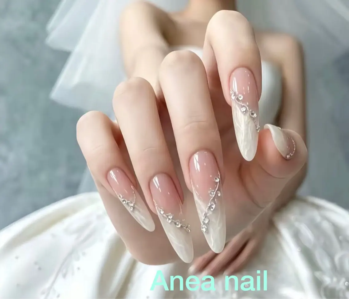 ネイル ブライダルネイル Anea Nailのネイルデザイン