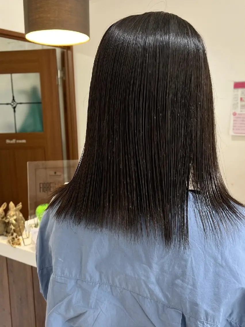 ⭐高校生まで⭐カット＋縮毛矯正💫トリートメント付き【魔法のバブル付き】⭐️¥10500の写真
