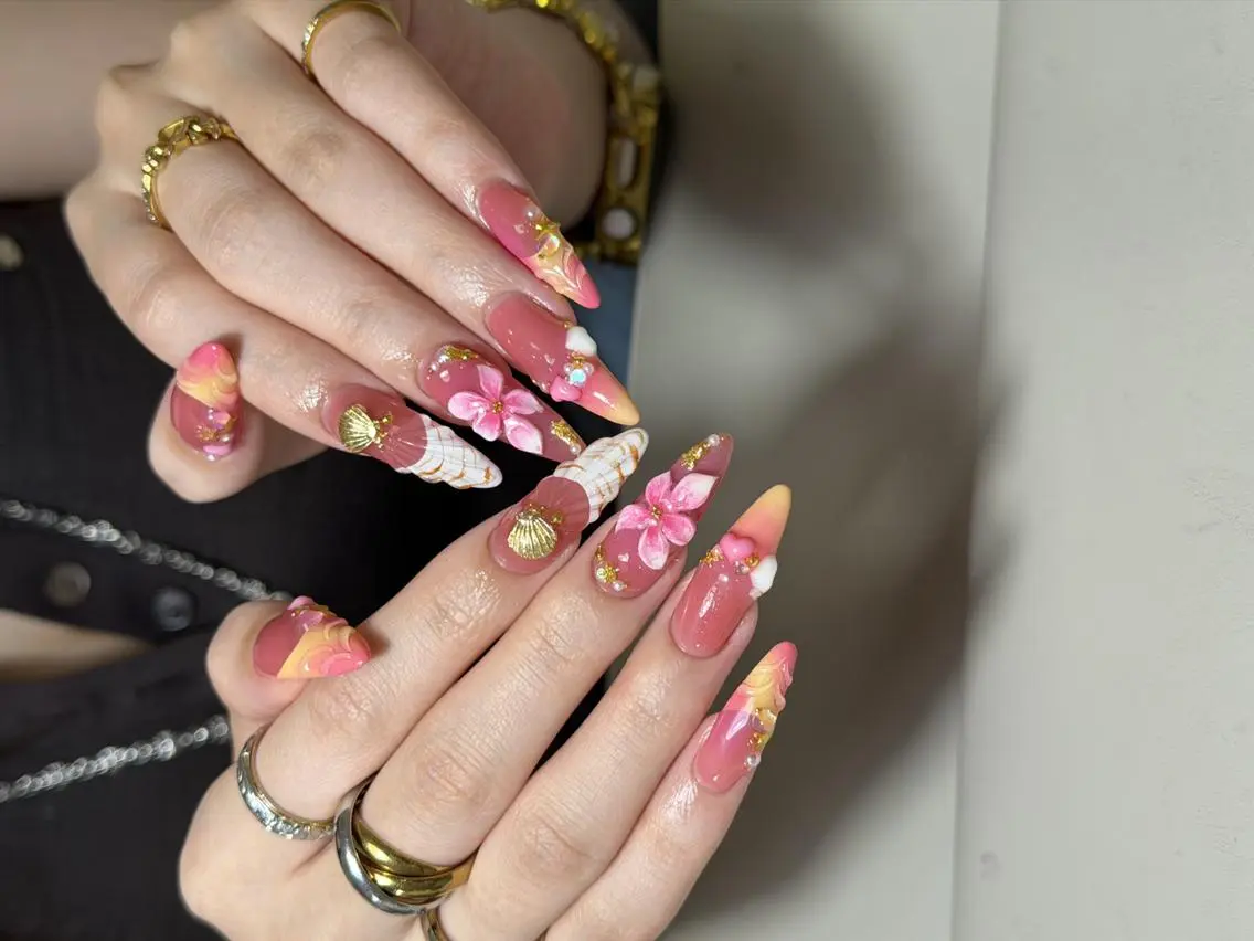 ネイル ハンドネイル ハンドケア 🍑 momo_nailのネイルデザイン