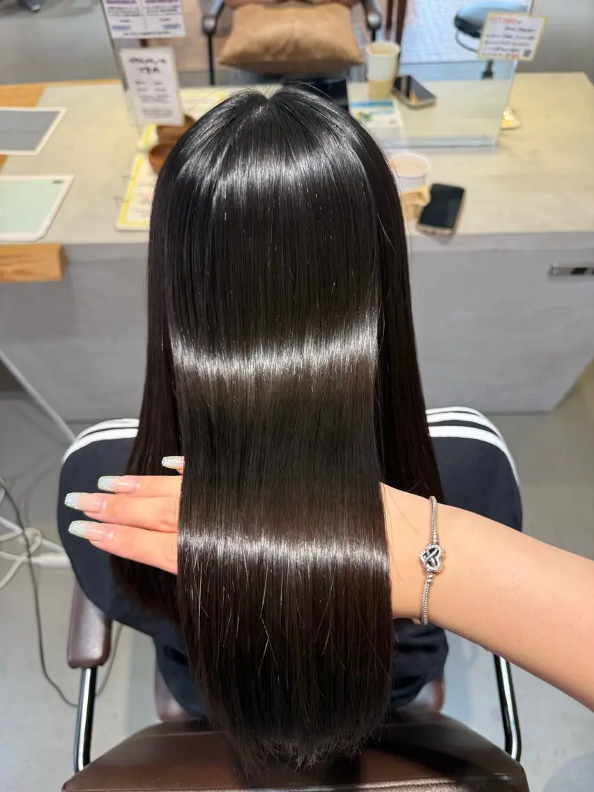 ロング 縮毛矯正 カット 縮毛矯正 かとう きりん🎀🪽のヘアスタイル