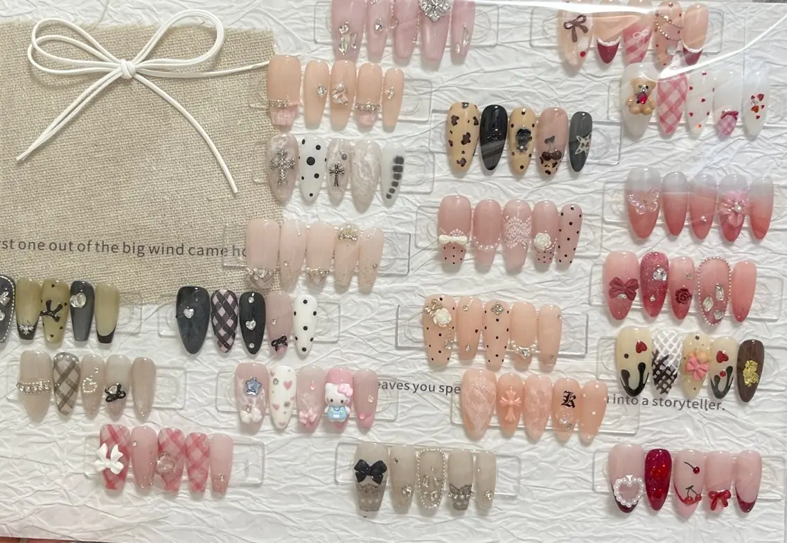 ネイル ハンドネイル ルリン サロン💅のネイルデザイン